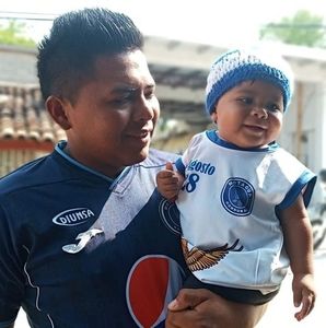 Meet your Posher, Josue